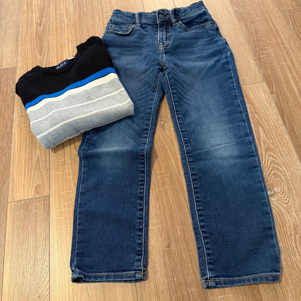 Boys 7 / Medium Outfit - Gap 7 Slim Jeans & CP Grey Medium 7/8 Striped Sweater